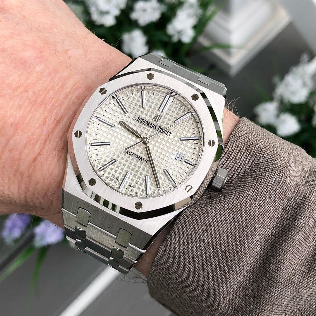 The Legendary Audemars Piguet Royal 155000ST