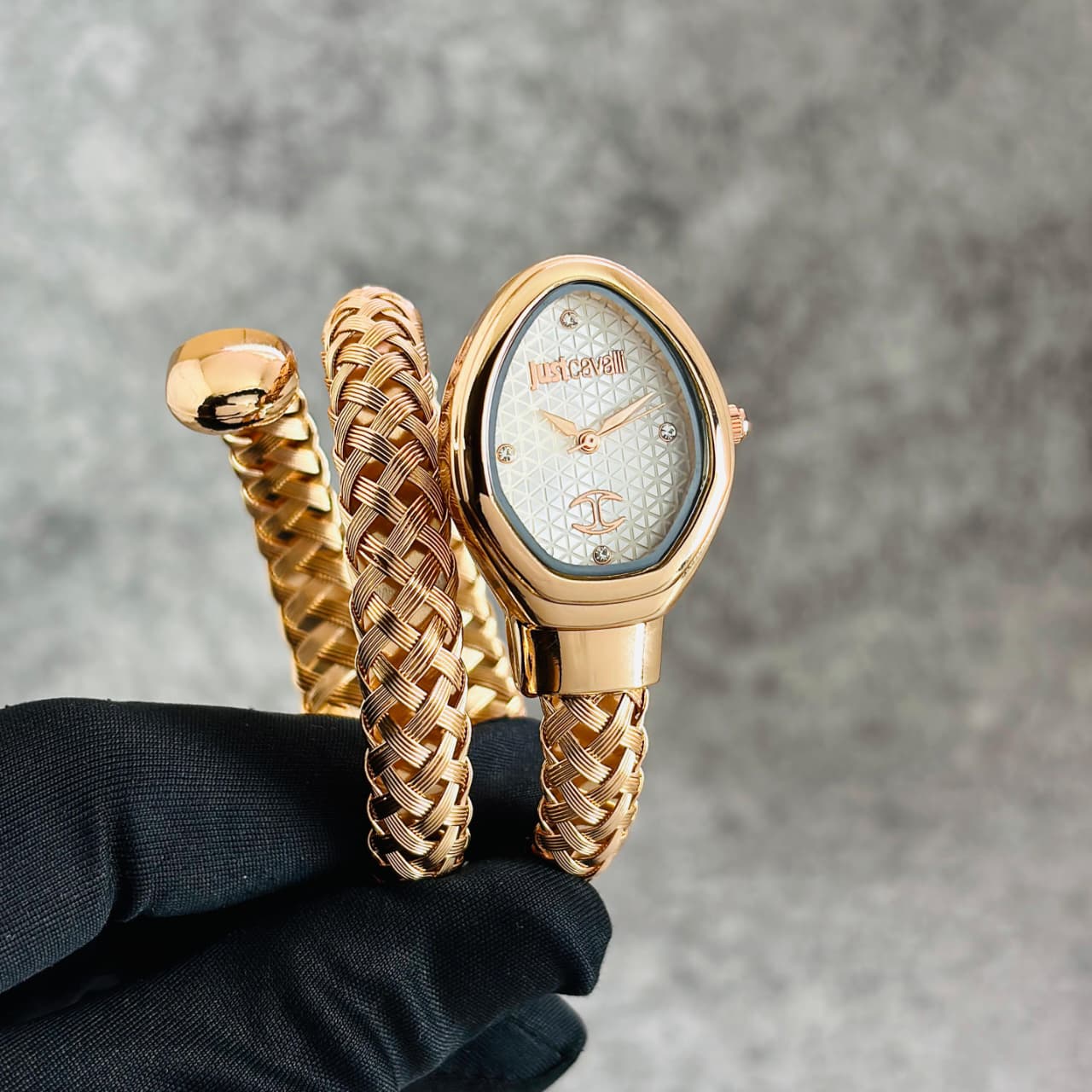 JUST CAVALLI JC1L264M0025 – ROYAL WRIST GLAMOUR FOR HER