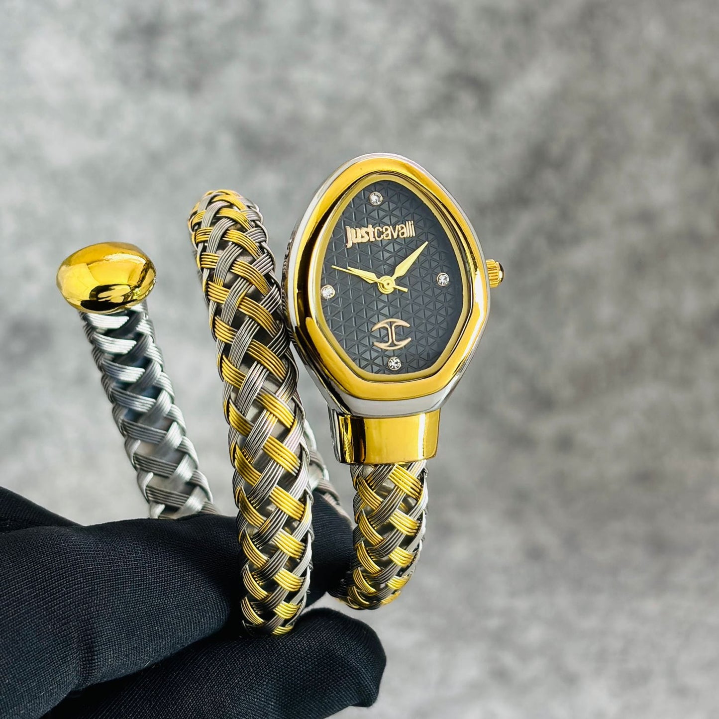 JUST CAVALLI JC1L264M0025 – ROYAL WRIST GLAMOUR FOR HER