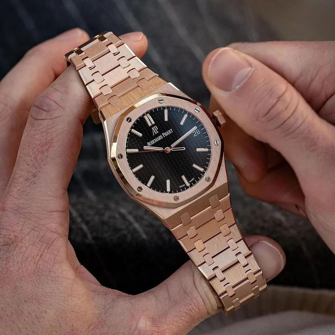 The Legendary Audemars Piguet Royal Oak 155000R