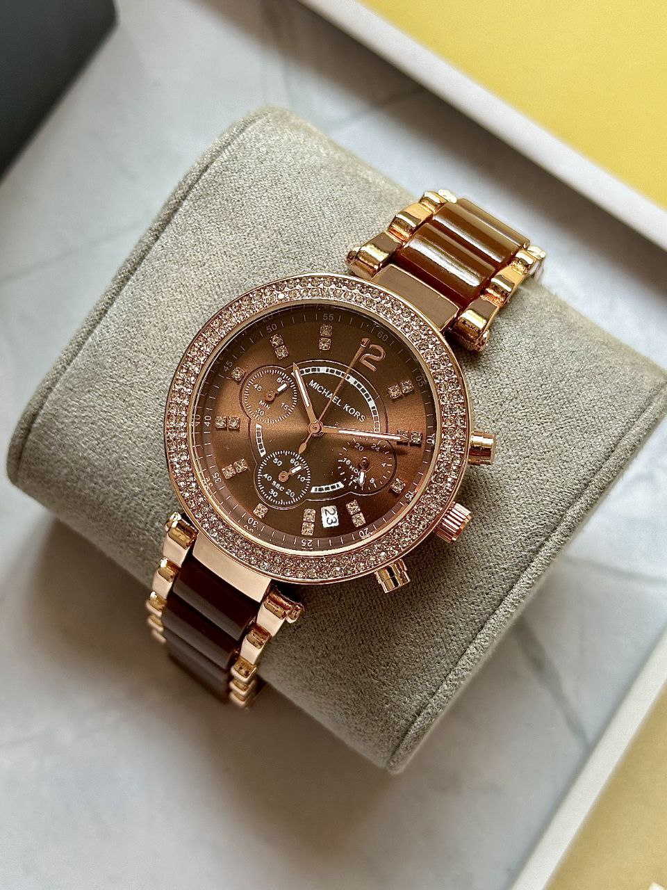 Michael Kors Luxury Brown &amp; Gold Stylish Girls Watch