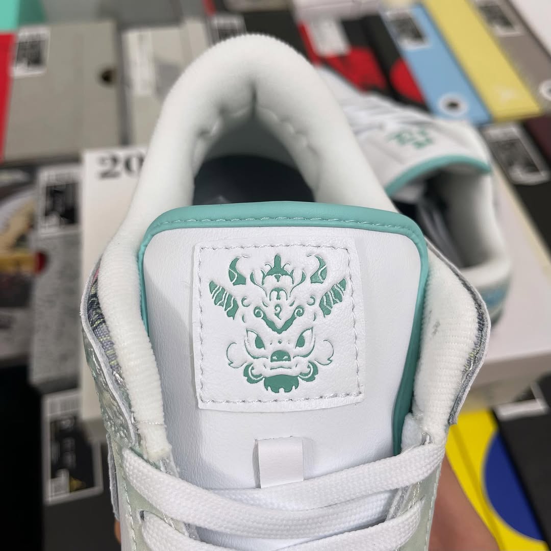 Nike SB Dunk Low Year of the Dragon "Steam Puppet"